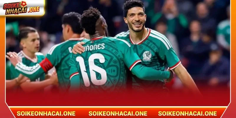 Đội tuyển Mexico trưởng thành qua từng thời kỳ.